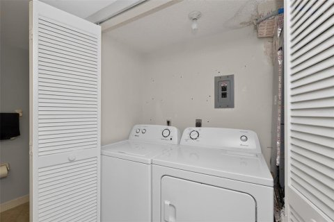 Copropriété à vendre à Tarpon Springs, Floride: 2 chambres, 104.52 m2 № 2220887 - photo 13