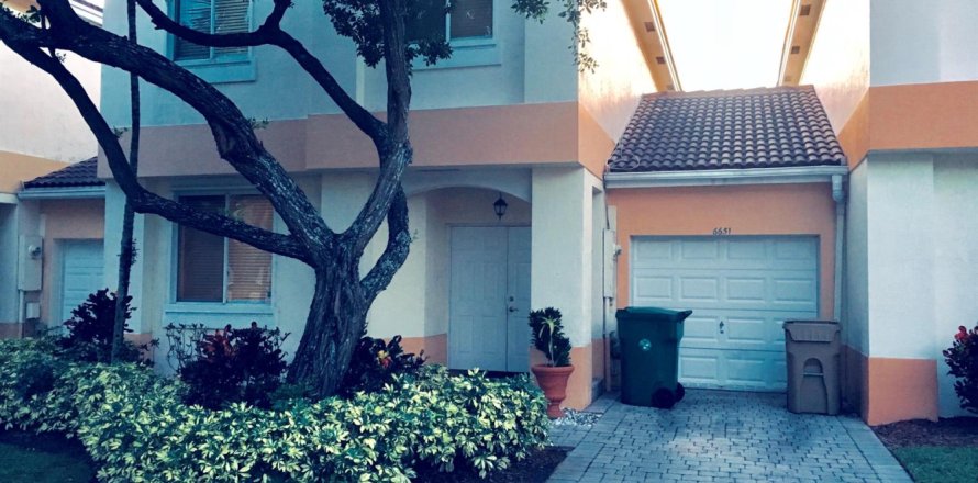 Touwnhouse à Davie, Floride 3 chambres, 136.66 m2 № 2087989
