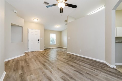 Villa ou maison à vendre à Clermont, Floride: 4 chambres, 165.92 m2 № 1840579 - photo 3