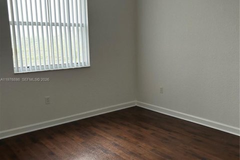 Condo in Homestead, Florida, 3 bedrooms  № 2040647 - photo 10