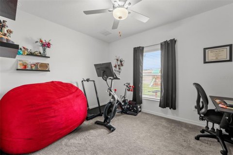 Casa en venta en Land O' Lakes, Florida, 6 dormitorios, 239.69 m2 № 1786086 - foto 14