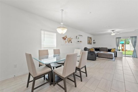 Casa en venta en Land O' Lakes, Florida, 6 dormitorios, 239.69 m2 № 1786086 - foto 5