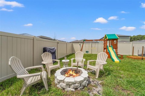 Casa en venta en Land O' Lakes, Florida, 6 dormitorios, 239.69 m2 № 1786086 - foto 23