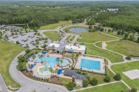 Casa en venta en Land O' Lakes, Florida, 6 dormitorios, 239.69 m2 № 1786086 - foto 28