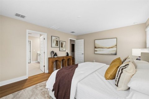 House in Tampa, Florida 3 bedrooms, 195.93 sq.m. № 2128616 - photo 8