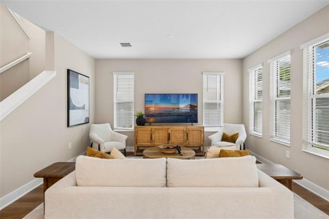 House in Tampa, Florida 3 bedrooms, 195.93 sq.m. № 2128616 - photo 4