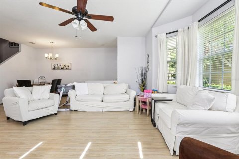 Touwnhouse à vendre à Tampa, Floride: 3 chambres, 172.43 m2 № 1885043 - photo 2