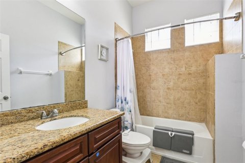 Touwnhouse à vendre à Tampa, Floride: 3 chambres, 172.43 m2 № 1885043 - photo 13