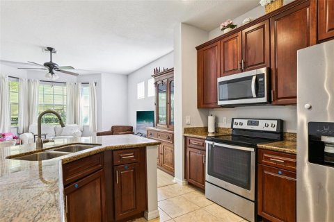 Touwnhouse à vendre à Tampa, Floride: 3 chambres, 172.43 m2 № 1885043 - photo 8