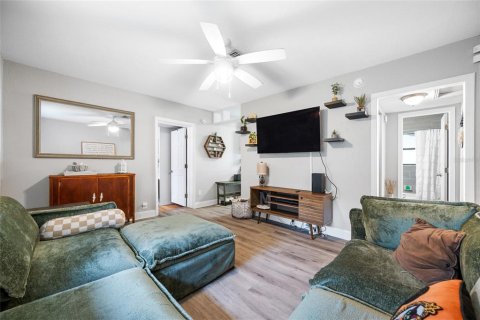 Villa ou maison à vendre à Saint Petersburg, Floride: 3 chambres, 83.98 m2 № 2413908 - photo 7