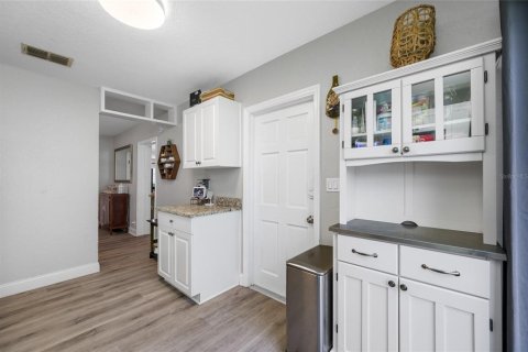 Villa ou maison à vendre à Saint Petersburg, Floride: 3 chambres, 83.98 m2 № 2413908 - photo 12