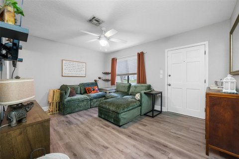 Villa ou maison à vendre à Saint Petersburg, Floride: 3 chambres, 83.98 m2 № 2413908 - photo 3