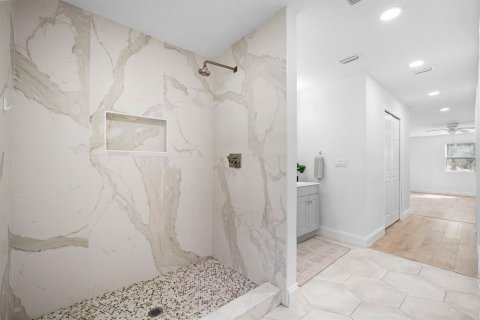 Купить виллу или дом в Тампа, Флорида 6 комнат, 143.26м2, № 2430584 - фото 16