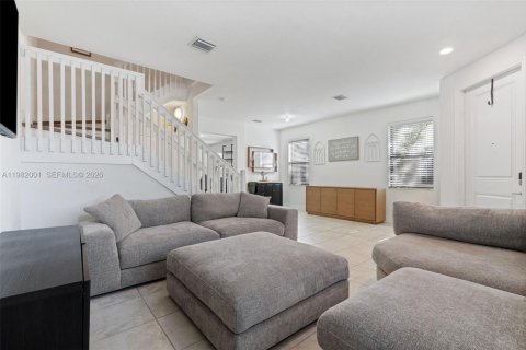 Touwnhouse à vendre à Homestead, Floride: 3 chambres, 154.12 m2 № 2090634 - photo 5