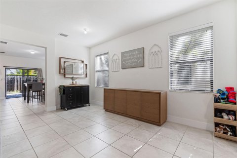 Touwnhouse à vendre à Homestead, Floride: 3 chambres, 154.12 m2 № 2090634 - photo 13
