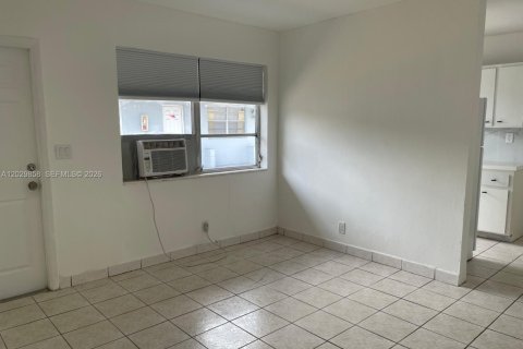 Appartement à louer à Hollywood, Floride: 1 chambre, 65.03 m2 № 2086204 - photo 4