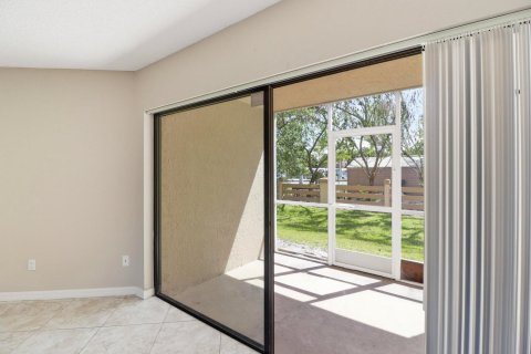 Appartement à louer à St. Lucie, Floride: 2 chambres, 92.9 m2 № 2249732 - photo 17