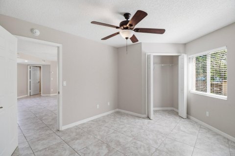Appartement à louer à St. Lucie, Floride: 2 chambres, 92.9 m2 № 2249732 - photo 8