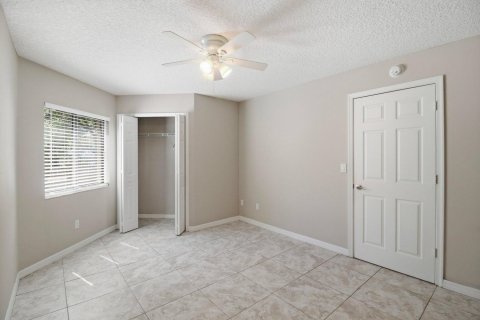 Appartement à louer à St. Lucie, Floride: 2 chambres, 92.9 m2 № 2249732 - photo 10