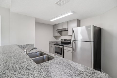 Appartement à louer à St. Lucie, Floride: 2 chambres, 92.9 m2 № 2249732 - photo 19