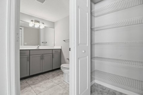 Appartement à louer à St. Lucie, Floride: 2 chambres, 92.9 m2 № 2249732 - photo 16