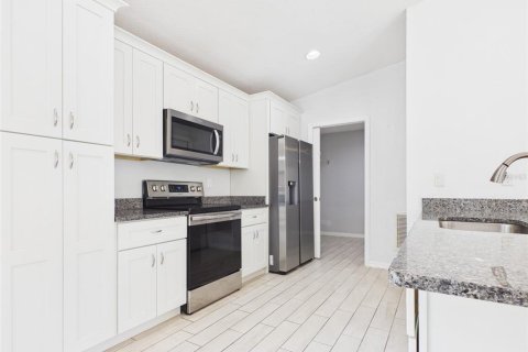 Villa ou maison à louer à Ocala, Floride: 3 chambres, 115.01 m2 № 2148913 - photo 8