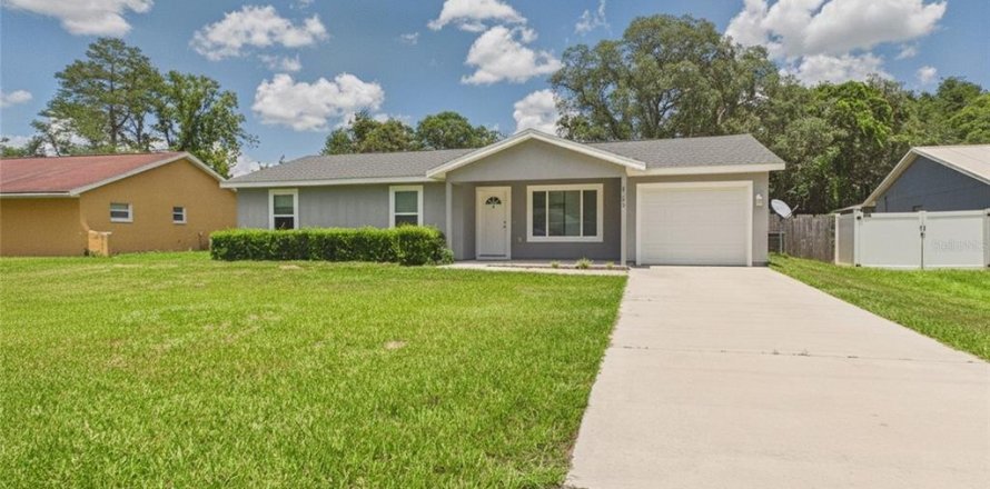 Villa ou maison à Ocala, Floride 3 chambres, 115.01 m2 № 2148913