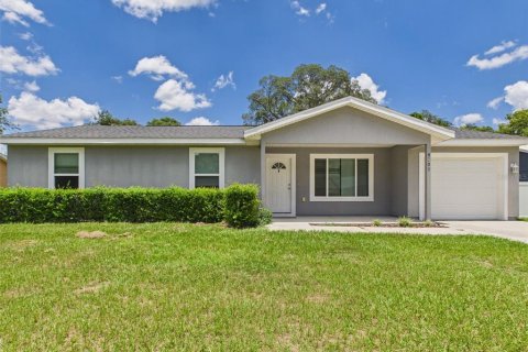 Villa ou maison à louer à Ocala, Floride: 3 chambres, 115.01 m2 № 2148913 - photo 2