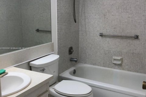 Copropriété à louer à Deerfield Beach, Floride: 1 chambre, 54.35 m2 № 1979166 - photo 18