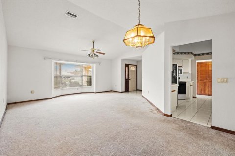 Villa ou maison à vendre à Spring Hill, Floride: 3 chambres, 163.79 m2 № 2403104 - photo 6