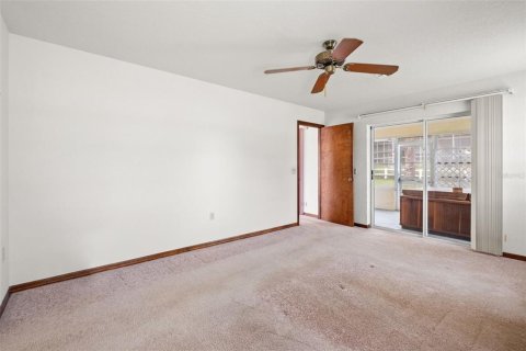 Villa ou maison à vendre à Spring Hill, Floride: 3 chambres, 163.79 m2 № 2403104 - photo 10