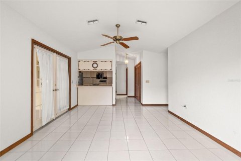 Villa ou maison à vendre à Spring Hill, Floride: 3 chambres, 163.79 m2 № 2403104 - photo 3