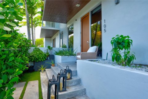 Кондоминиум с 1 комнатой в Майами, Флорида № 2015917