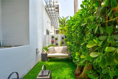 Купить кондоминиум в Майами, Флорида 1 комната, 136.94м2, № 2015917 - фото 4