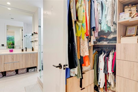 Купить кондоминиум в Майами, Флорида 1 комната, 136.94м2, № 2015917 - фото 27