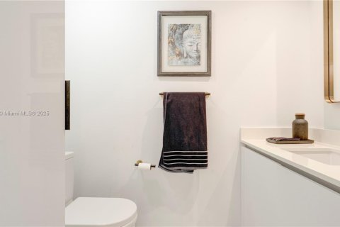 Купить кондоминиум в Майами, Флорида 1 комната, 136.94м2, № 2015917 - фото 22