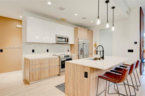 Купить кондоминиум в Майами, Флорида 1 комната, 136.94м2, № 2015917 - фото 16