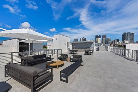 Купить кондоминиум в Майами, Флорида 1 комната, 136.94м2, № 2015917 - фото 7