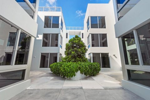 Купить кондоминиум в Майами, Флорида 1 комната, 136.94м2, № 2015917 - фото 5