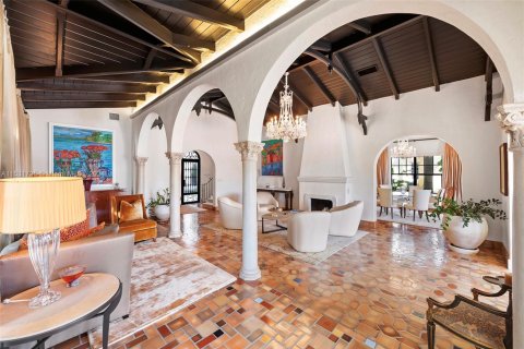 Купить виллу или дом в Майами-Бич, Флорида 4 спальни, 315.68м2, № 2013844 - фото 17