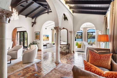 Купить виллу или дом в Майами-Бич, Флорида 4 спальни, 315.68м2, № 2013844 - фото 13