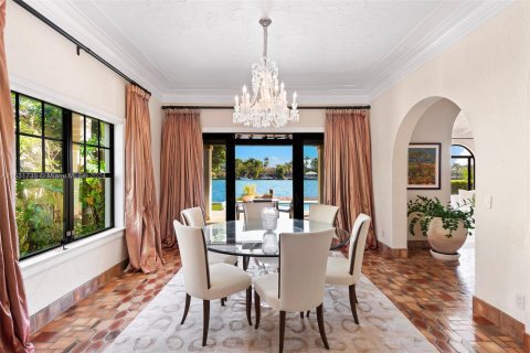 Купить виллу или дом в Майами-Бич, Флорида 4 спальни, 315.68м2, № 2013844 - фото 19