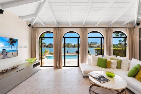 Купить виллу или дом в Майами-Бич, Флорида 4 спальни, 315.68м2, № 2013844 - фото 3