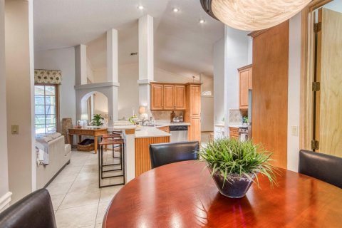 Villa ou maison à vendre à Palm Beach Gardens, Floride: 4 chambres, 205.59 m2 № 2397973 - photo 13