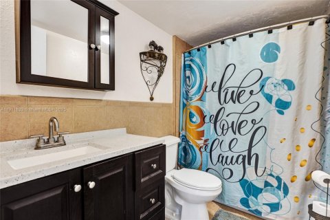 Купить кондоминиум в Норт-Лодердейл, Флорида 3 спальни, 137.5м2, № 1973125 - фото 12