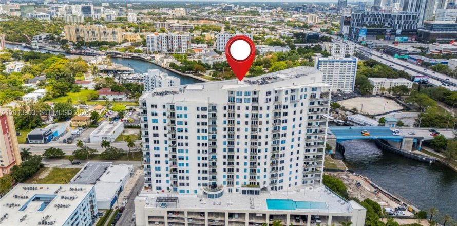 Condo in Miami, Florida, 2 bedrooms  № 2076482