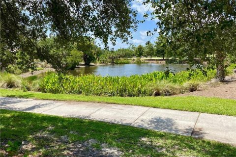 House in North Port, Florida 3 bedrooms, 165.74 sq.m. № 1444766 - photo 3