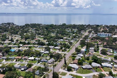 Condominio en alquiler en Saint Petersburg, Florida, 2 dormitorios, 97.55 m2 № 1907866 - foto 6