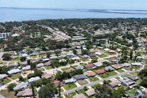 Condominio en alquiler en Saint Petersburg, Florida, 2 dormitorios, 97.55 m2 № 1907866 - foto 3