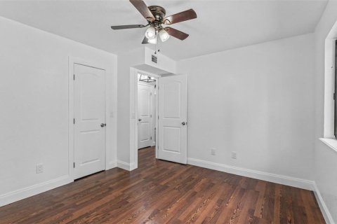 Casa en venta en Lakeland, Florida, 5 dormitorios, 227.05 m2 № 2383700 - foto 27